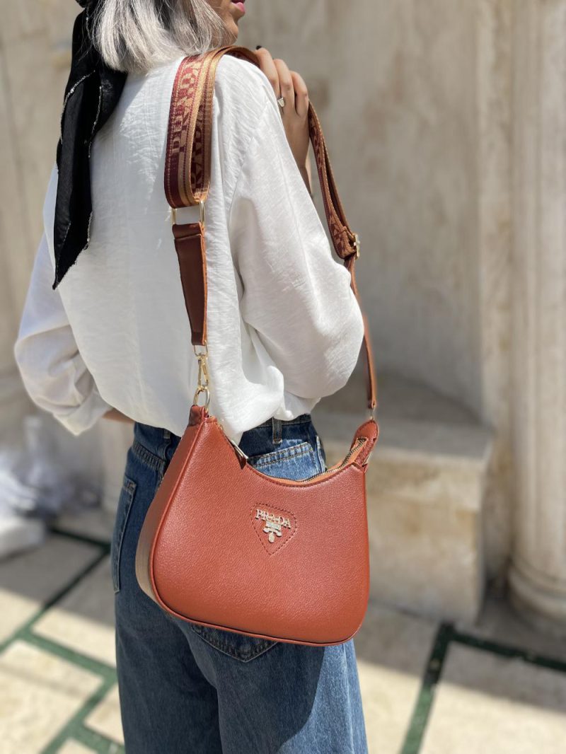 کیف دوشی زنانه پرادا