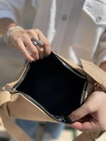 کیف دوشی زنانه گندمی مدل 2025