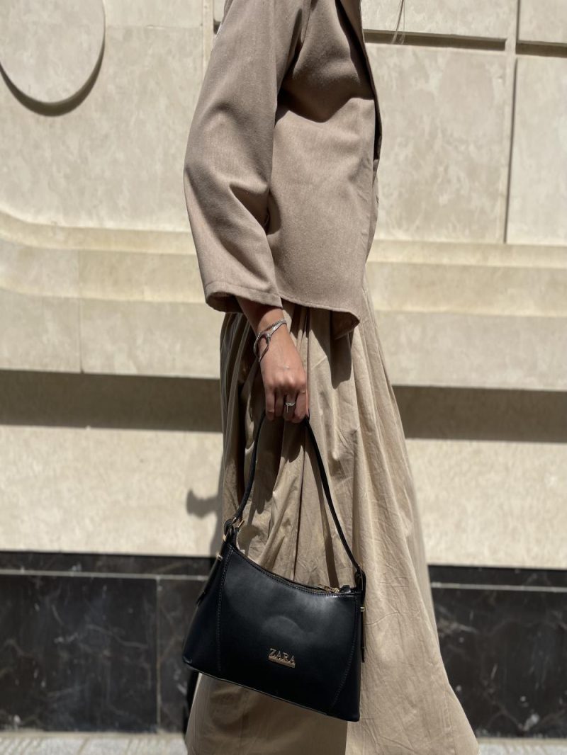 کیف دستی زنانه چرم مشکی رنگ