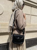 کیف دوشی پاسپورتی زنانه مشکی رنگ