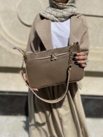 کیف دوشی زنانه چرم رنگ قهوه ای روشن
