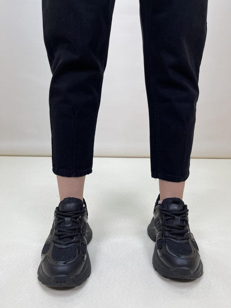 شلوار جین زنانه مام فیت مشکی