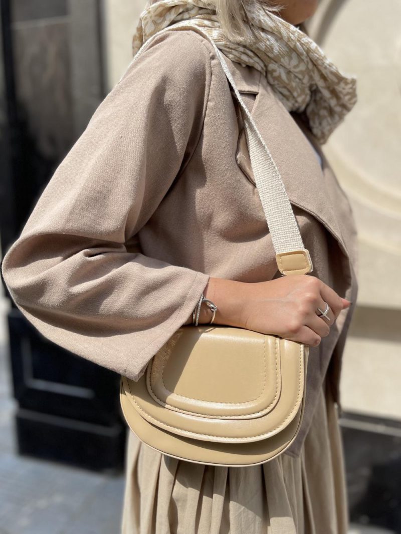 کیف دوشی زنانه کرم رنگ