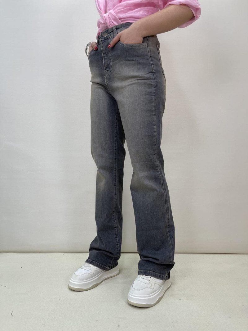 شلوار جین زنانه نیم بگ آبی سنگشور