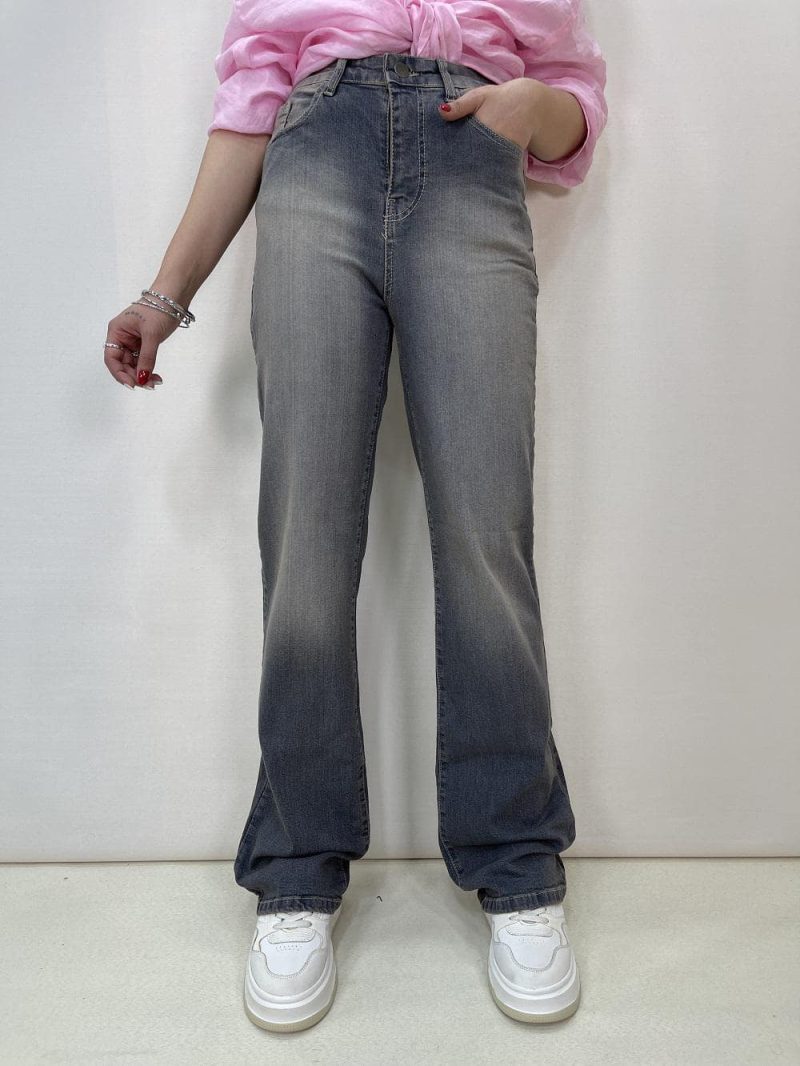 شلوار جین زنانه نیم بگ آبی سنگشور