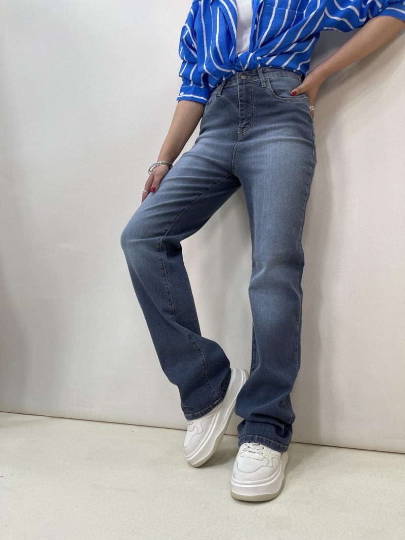 شلوار جین زنانه نیم بگ آبی