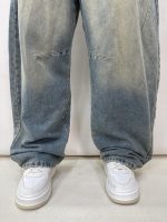 شلوار جین زنانه بالونی آبی روشن