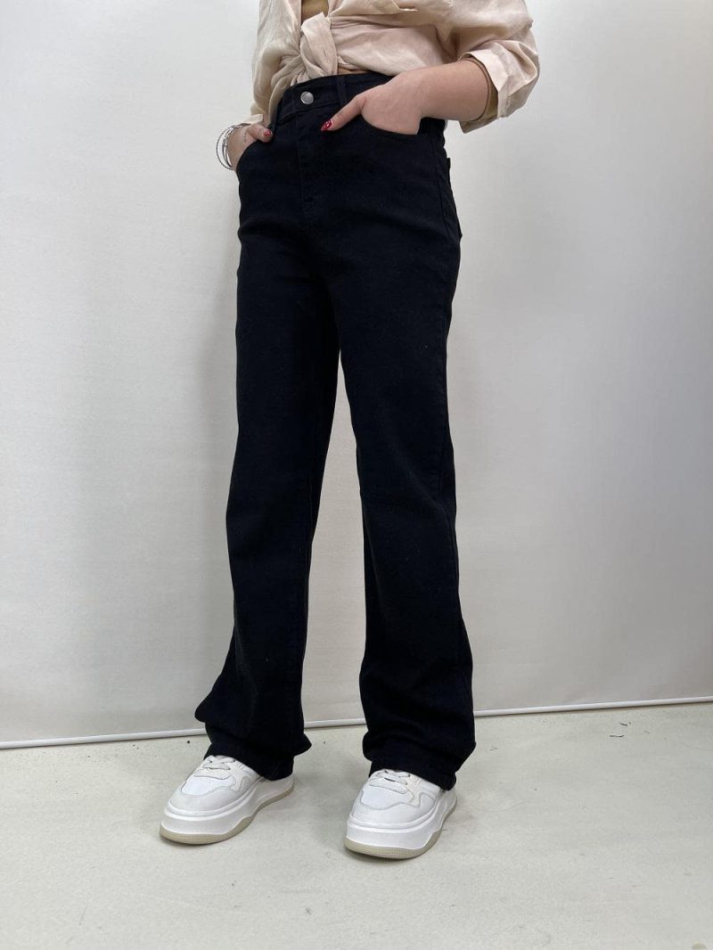 شلوار جین زنانه نیم بگ مشکی