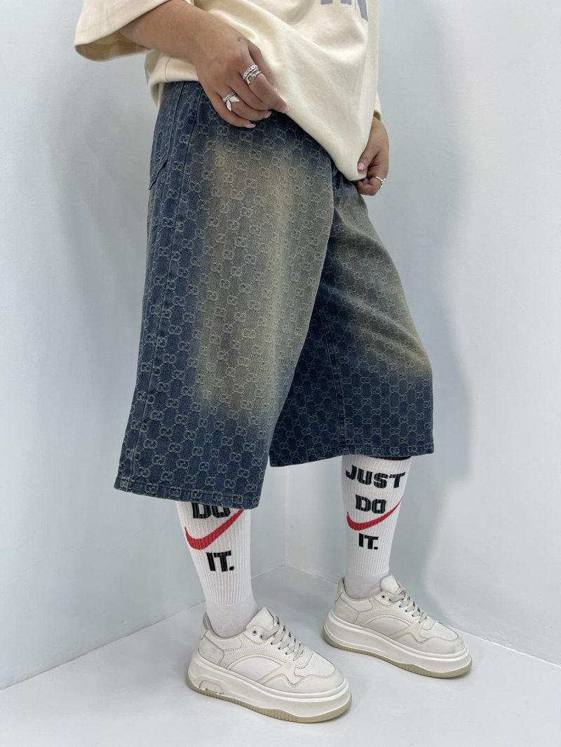 شلوارک جین زنانه طرحدار گوچی سنگشور