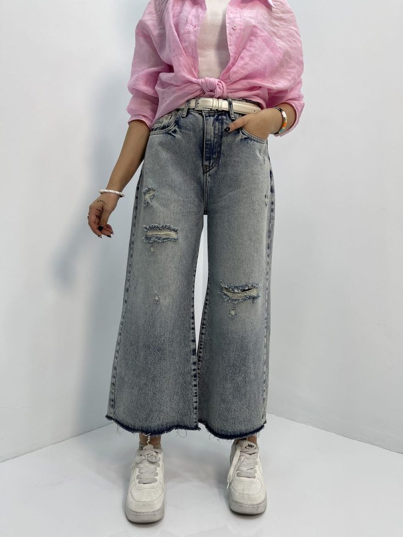Women's blue wide leg jeans