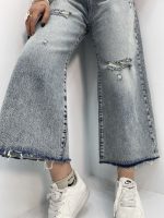 Women's blue wide leg jeans