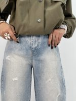 شلوار جین زنانه مام بالون آبی یخی