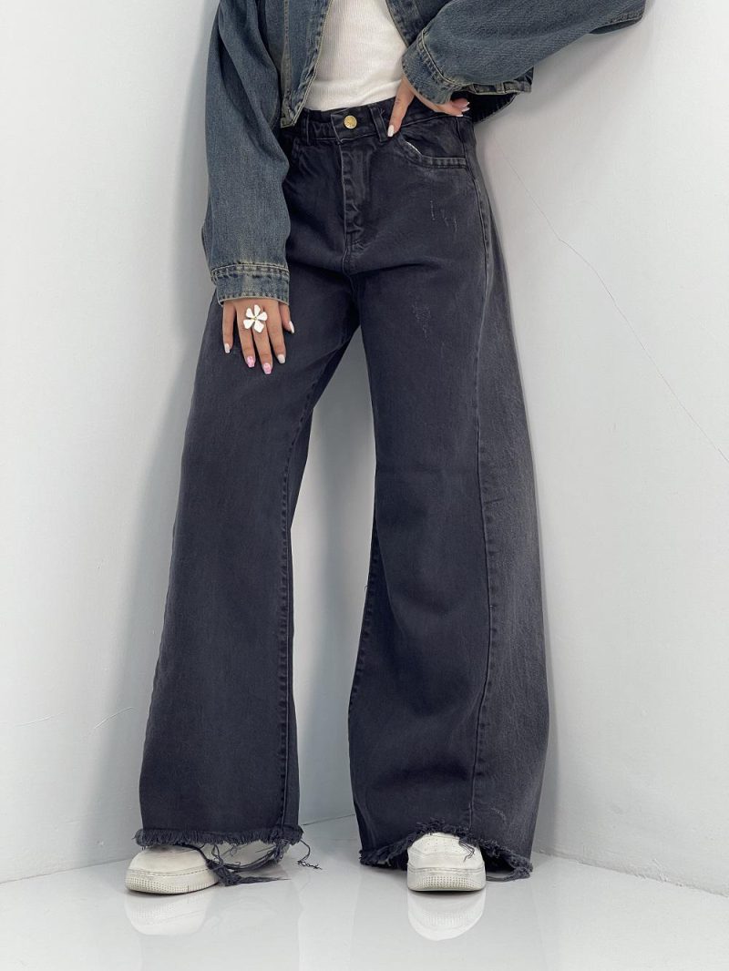 شلوار جین زنانه شافل بگ زغالی با سنگشور صدفی از بغل