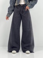 شلوار جین زنانه شافل بگ زغالی با سنگشور صدفی از بغل