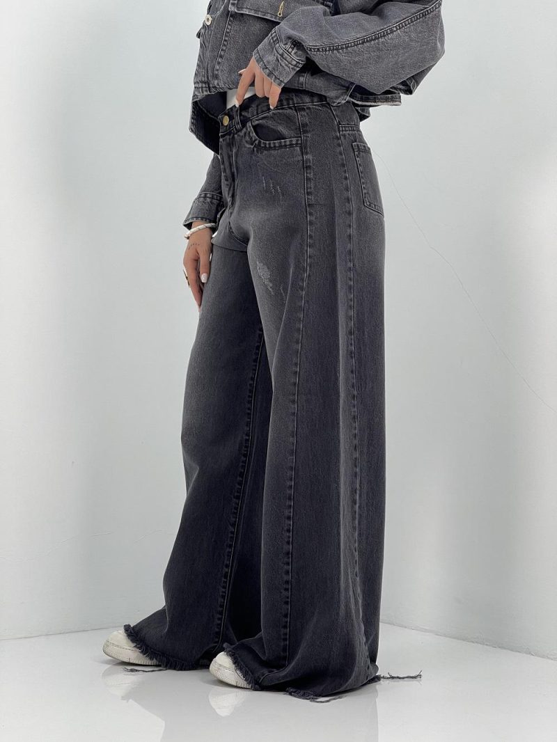 شلوار جین زنانه شافل بگ زغالی با سنگشور صدفی از بغل