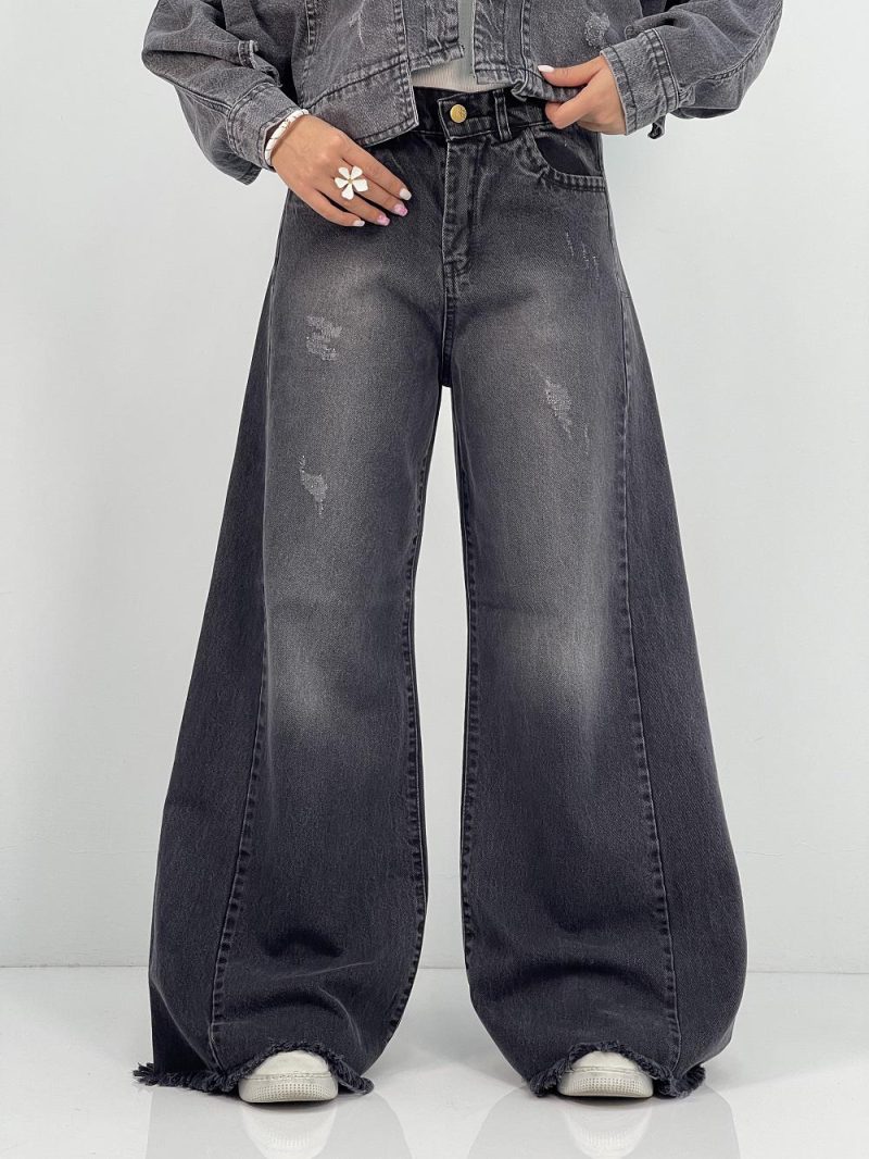 شلوار جین زنانه شافل بگ زغالی با سنگشور صدفی از بغل