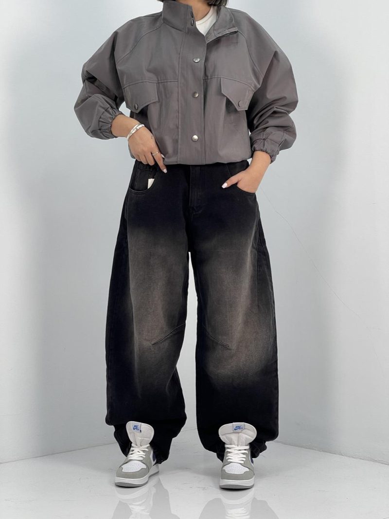 شلوار جین زنانه بالونی کارپنتری مشکی با سنگشور سفید