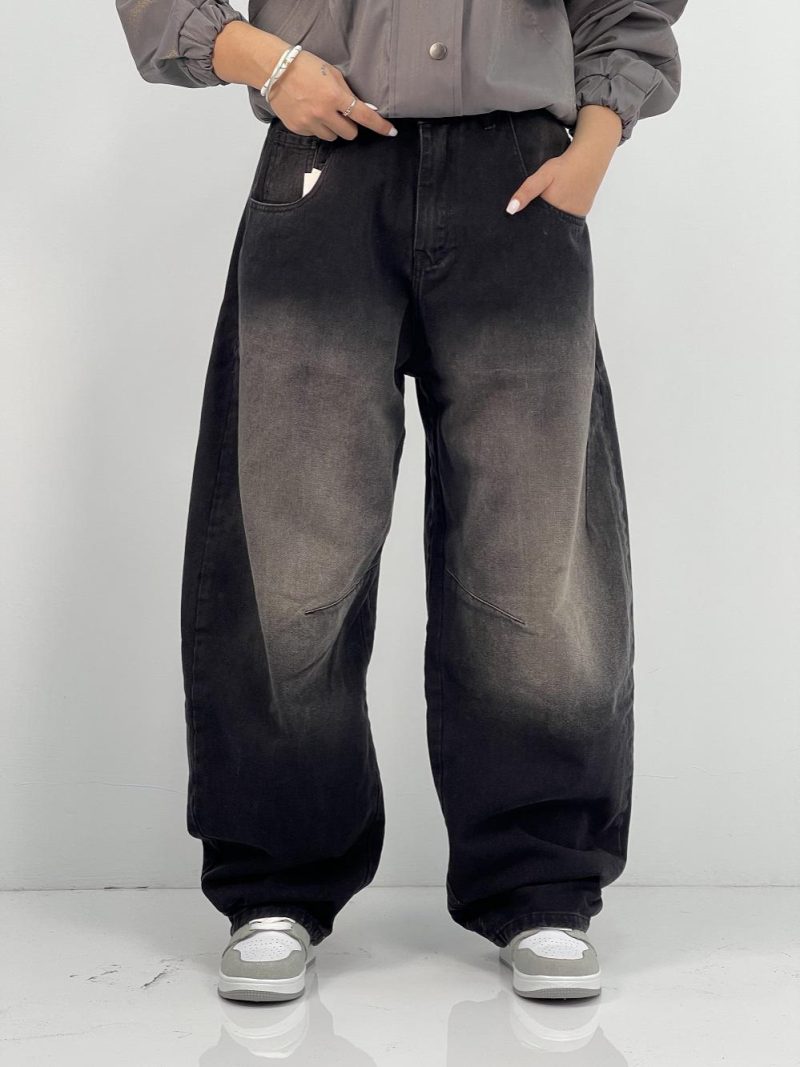 شلوار جین زنانه بالونی کارپنتری مشکی با سنگشور سفید