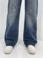 شلوار جین زنانه نیم بگ آبی تیره سنگشور