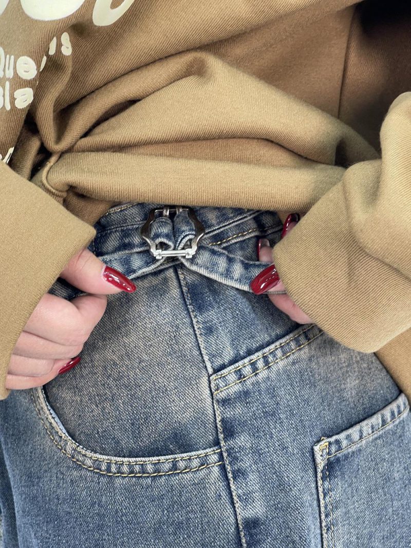 شلوار جین زنانه بالونی مکس کارپنتری با سنگشور قهوه ای