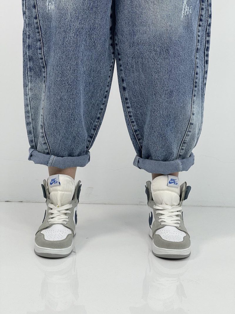 شلوار جین زنانه بالونی آبی روشن سنگشور