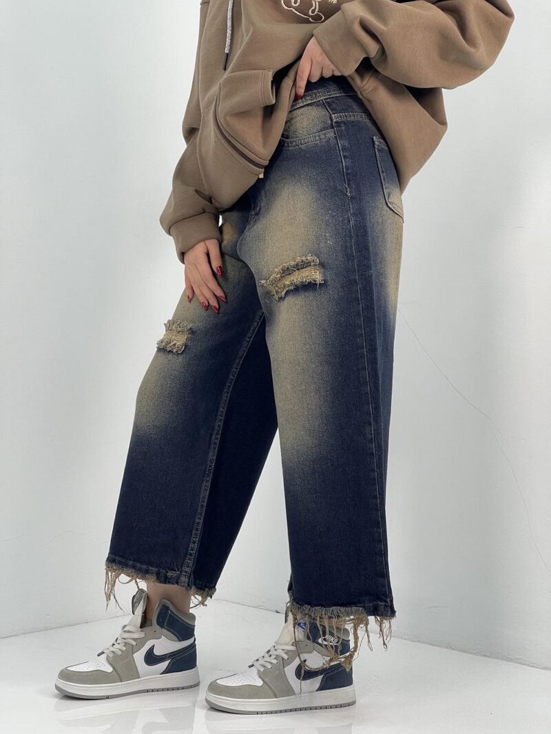 شلوار جین زنانه واید لگ سرمه ای با سنگشور کرم