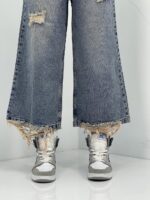 شلوار جین زنانه واید لگ آبی با سنگشور کرم