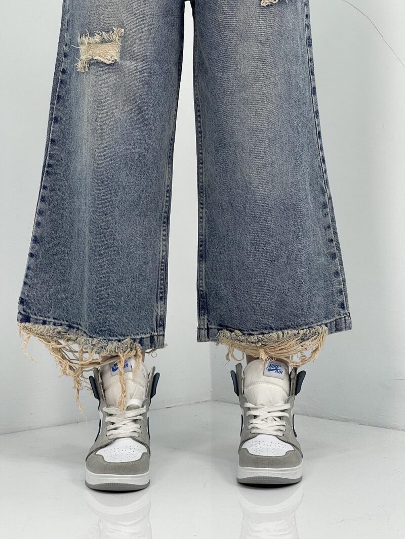 شلوار جین زنانه واید لگ آبی با سنگشور کرم