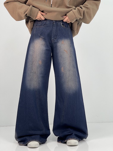 شلوار جین زنانه شافل سرمه ای با سنگشور خاص